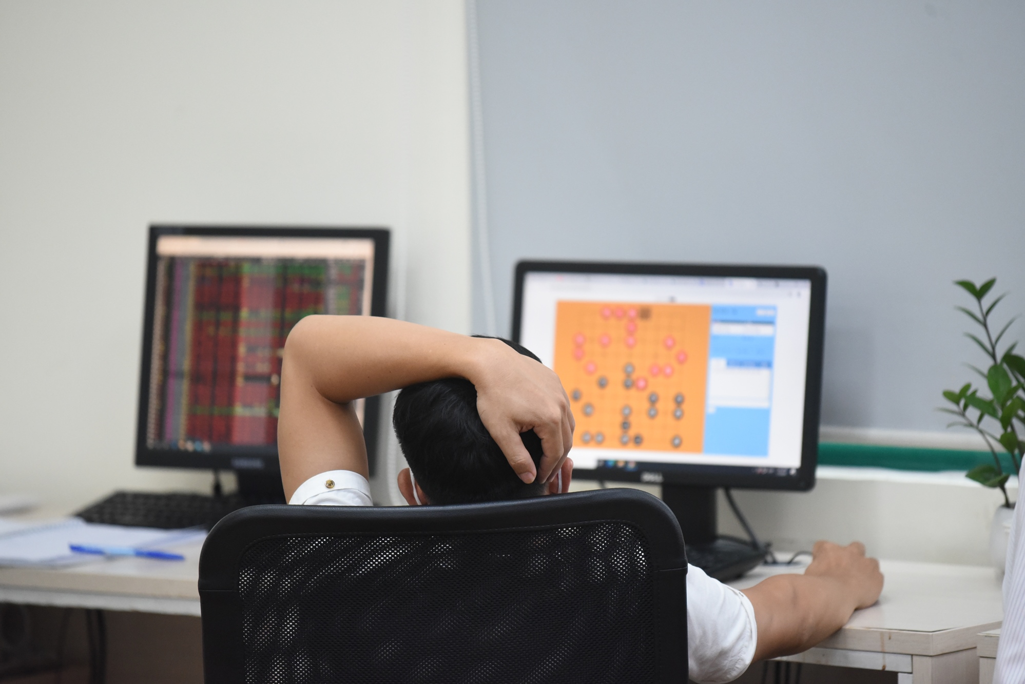 Sau kiểm toán, nhiều cổ phiếu bị cắt dịch vụ cho vay margin - Ảnh 1.