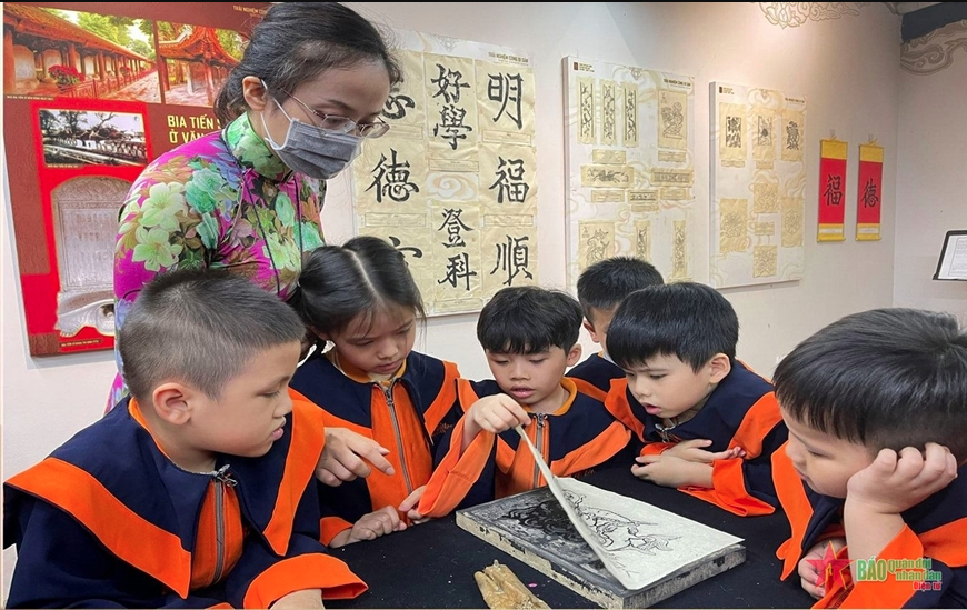 L'éducation au patrimoine : de la théorie à la pratique dans les écoles vietnamiennes