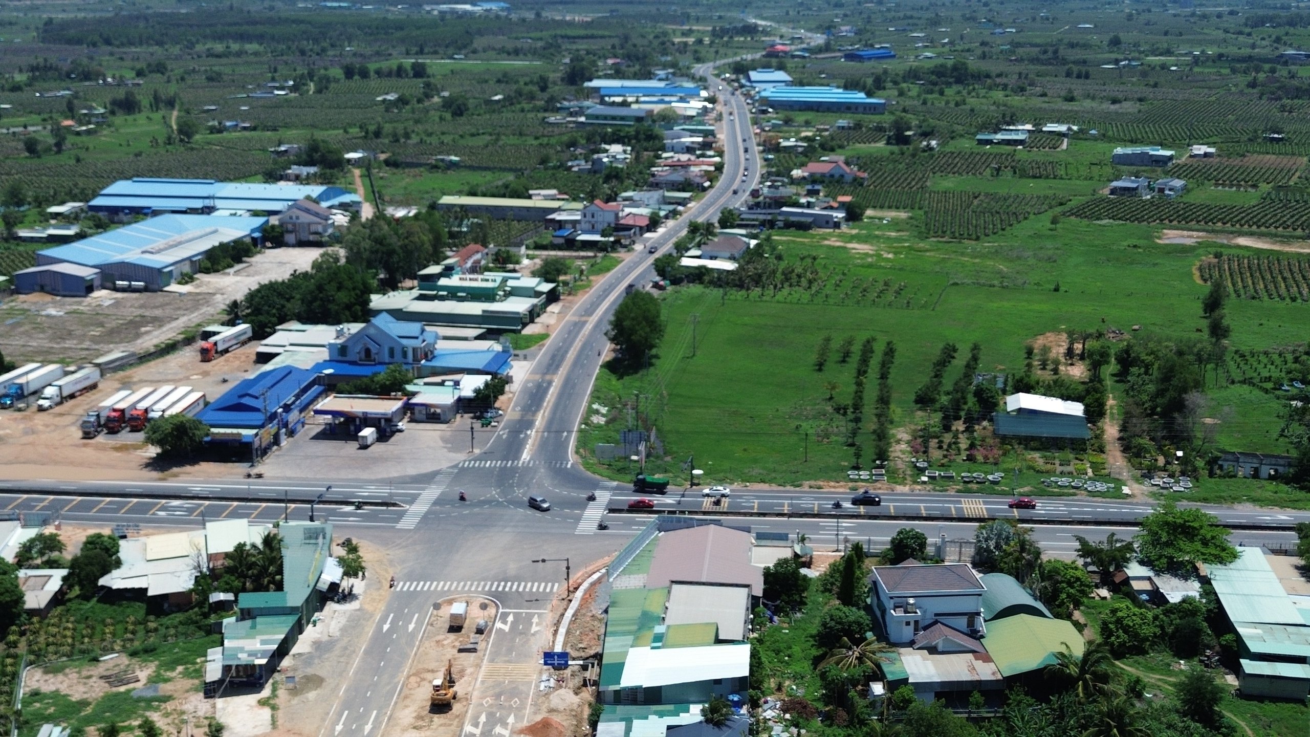 Xây cầu vượt trên QL1, kết nối cao tốc Phan Thiết - Dầu Giây- Ảnh 1.