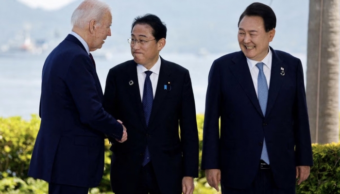 Ông Biden mời người đồng cấp Nhật Bản, Hàn Quốc gặp nhau