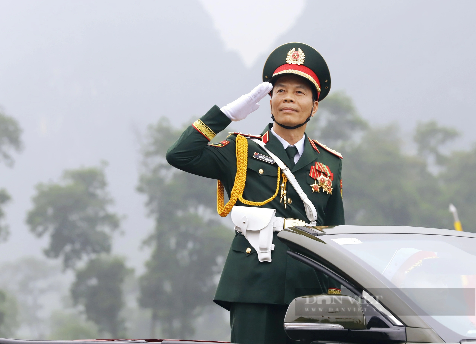 Chiêm ngưỡng hai chiếc xe điện 
