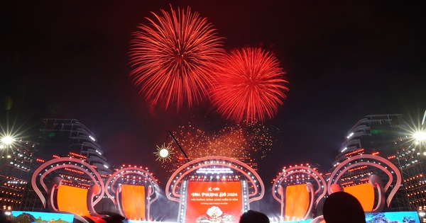 Régalez vos yeux avec le Festival du Flamboyant Rouge