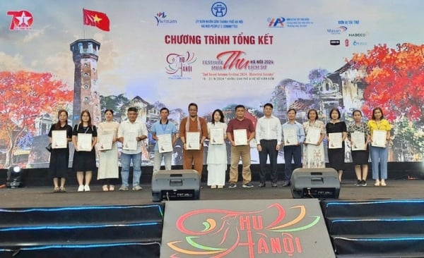 2º Festival de Otoño de Hanoi: se donan casi 300 millones de dongs para ayudar a las víctimas de las inundaciones