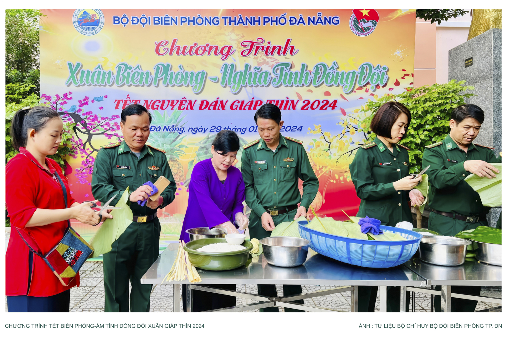 Đà Nẵng: Trưng bày ảnh thời sự nghệ thuật người lính quân hàm xanh  - Ảnh 19.