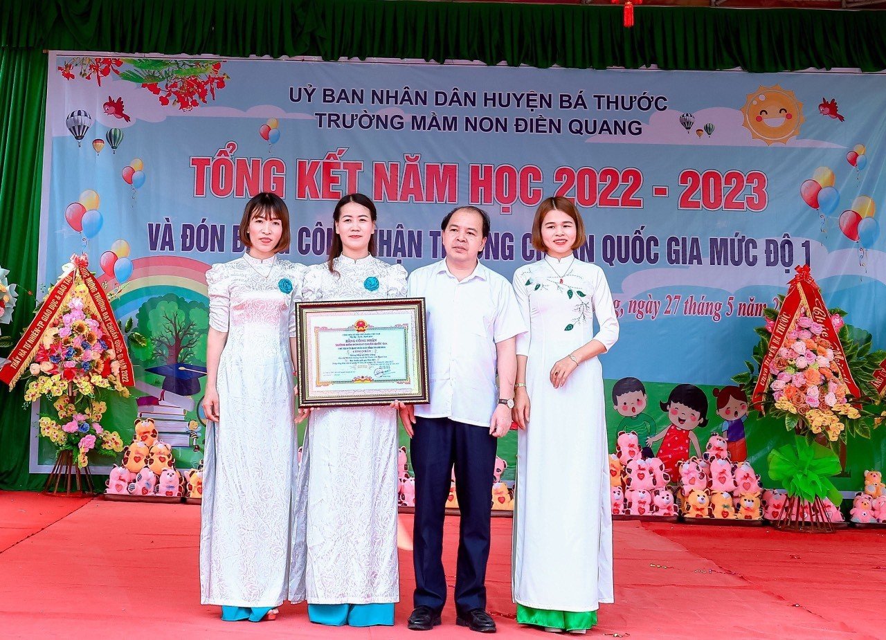 Dien Quang Ba Kindergarten, Thanh Hoa, Doan Ket, Bau einer Schule nach nationalem Standard, Bild 1