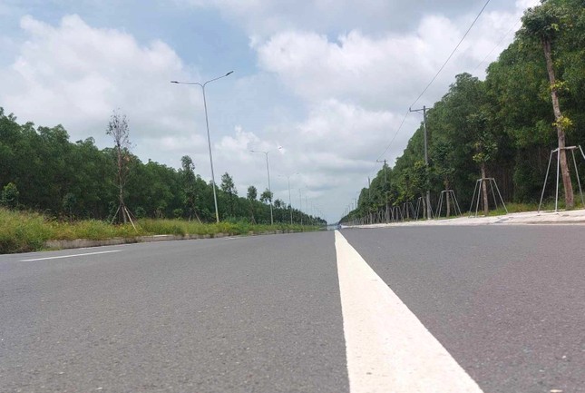 Opening of 2 traffic projects worth 4,300 billion in Binh Duong photo 7