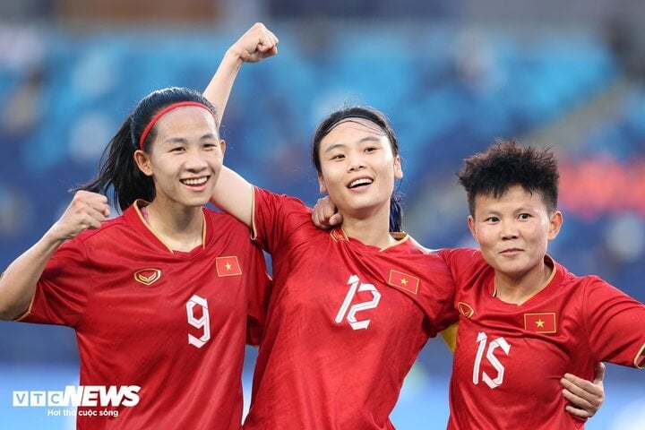 Vietnam women's team faces difficult challenges. (Photo: Hoang Anh)