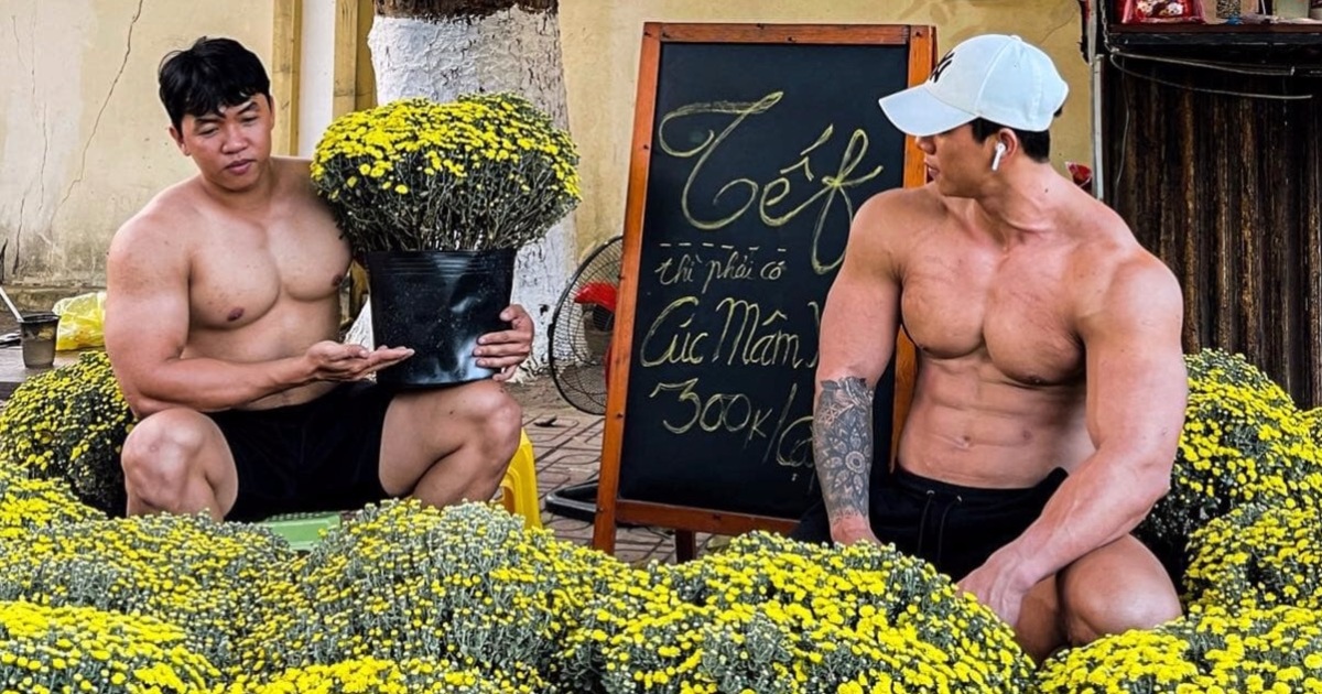 La vérité sur deux gars musclés qui vendent des chrysanthèmes à la framboise du Têt et qui font sensation à Dong Nai