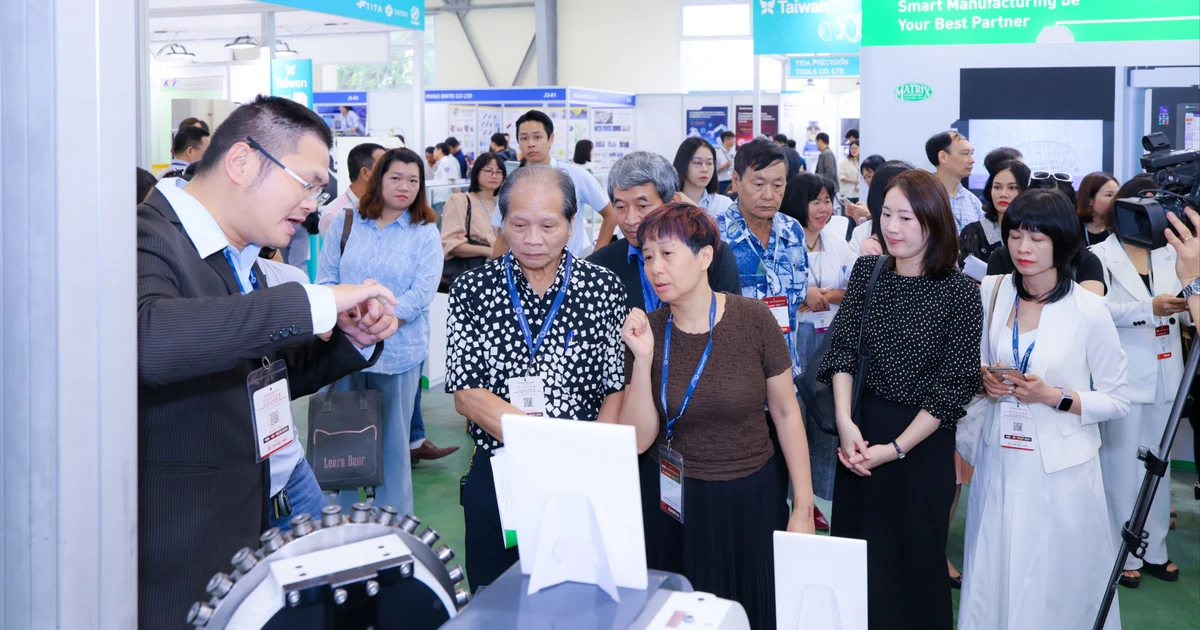 90 exposants présentent de nouvelles technologies de fabrication à Hanoi