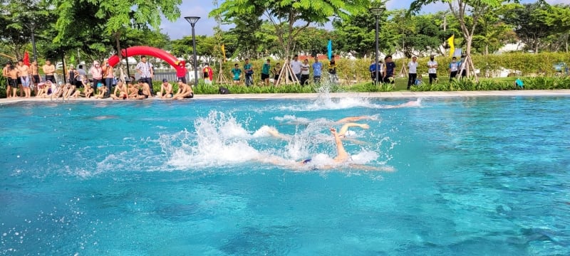 Pruebas de natación (distancia 25m); Competición de rescate de ahogamientos; 50m natación y 25m relevos masculinos y femeninos en la ceremonia de lanzamiento.