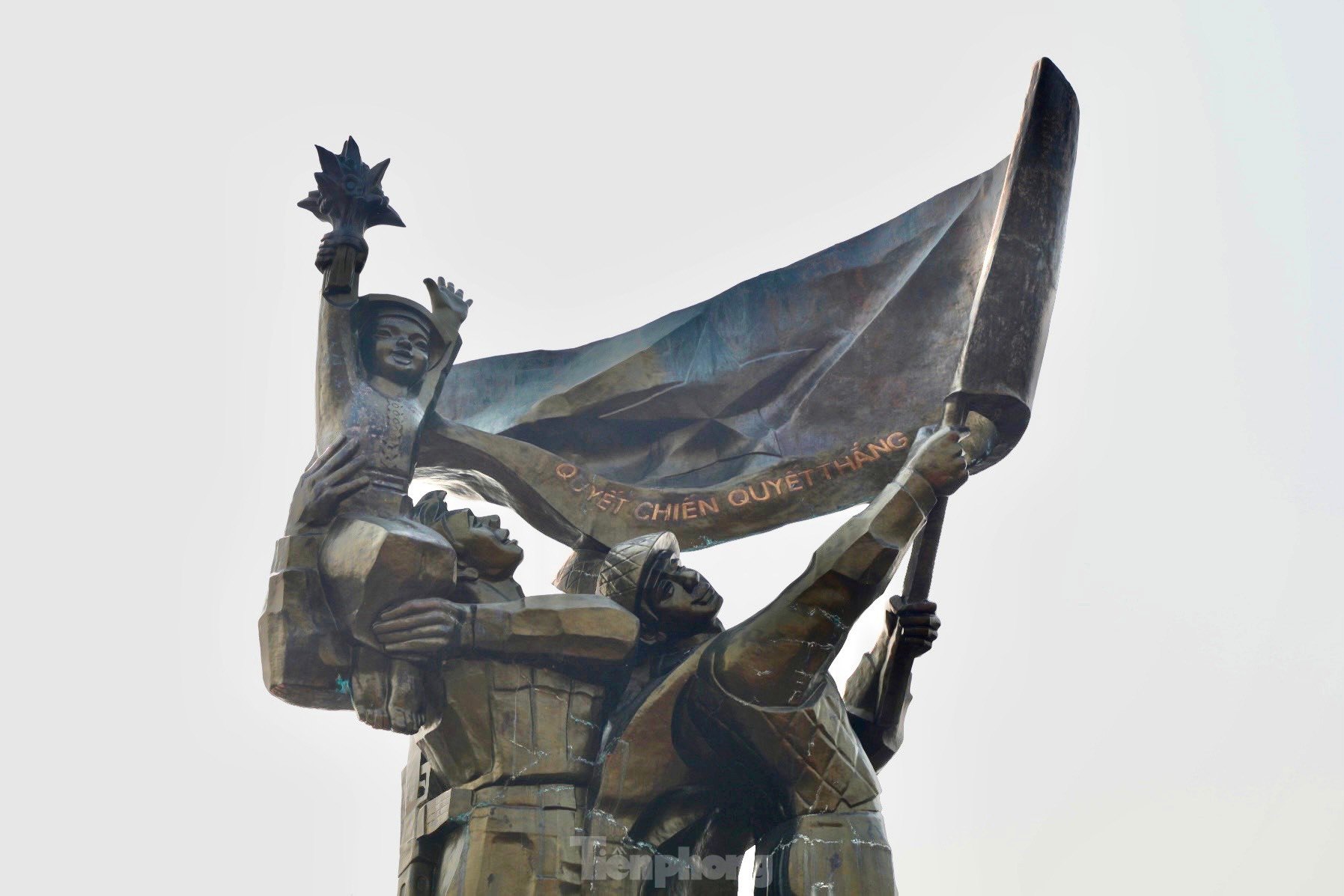Monumento a la Victoria de Dien Bien Phu en los días previos a la gran ceremonia (foto 4)