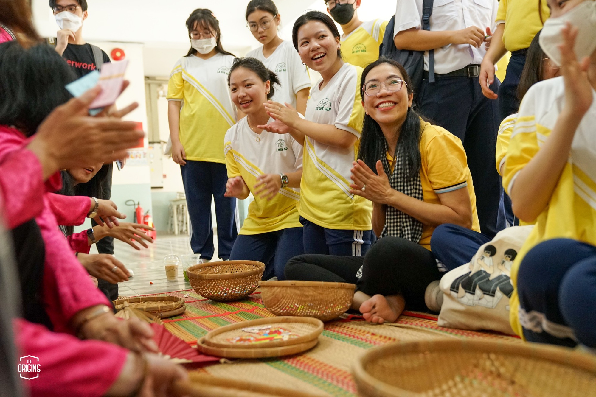 TP.HCM: Có gì ở ngày hội đón 'tân binh' của những ngôi trường trên trăm tuổi? - Ảnh 11.