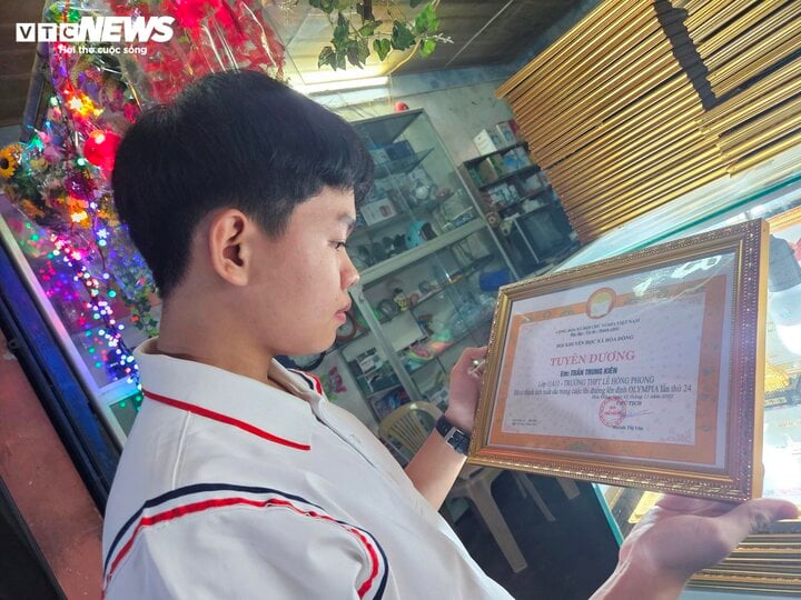 Each certificate of merit is a memorable memory in Kien's learning process.