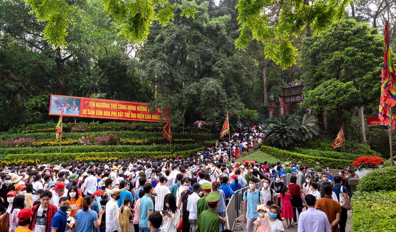 洪寺​​はQRコードで寄付を受け付けている（写真1）
