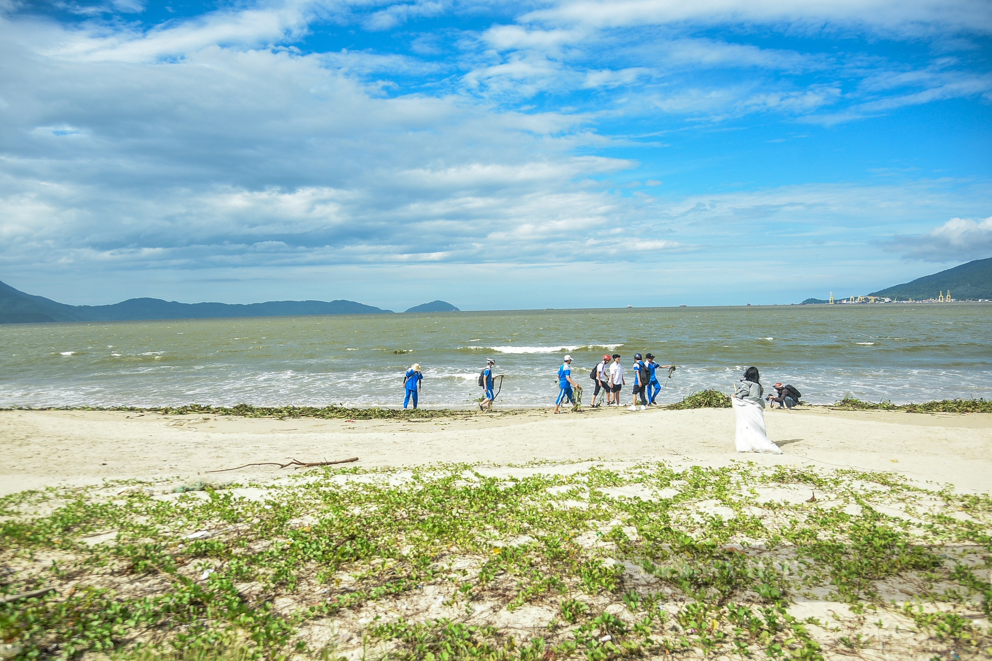 Bạn trẻ 