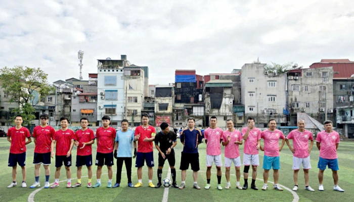 Coup d'envoi de la compétition de football pour le Festival de la santé de l'Association des journalistes de Hanoi 2024