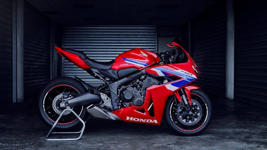 honda cbr650r 2024 with many new improvements picture 1