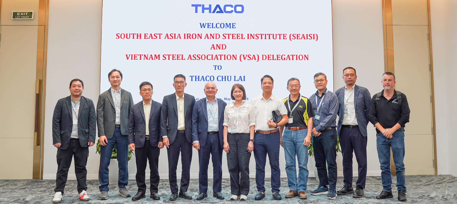 ผู้แทนเข้าร่วมงาน Southeast Asia Steel Conference and Exhibition 2024 เยี่ยมชมและทำงานที่ THACO Chu Lai Industrial Park