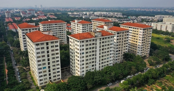 Las parcelas en las afueras de Hanoi son "ignoradas", es difícil distinguir entre recortar pérdidas o recortar ganancias; Ampliación del público objetivo de la vivienda social