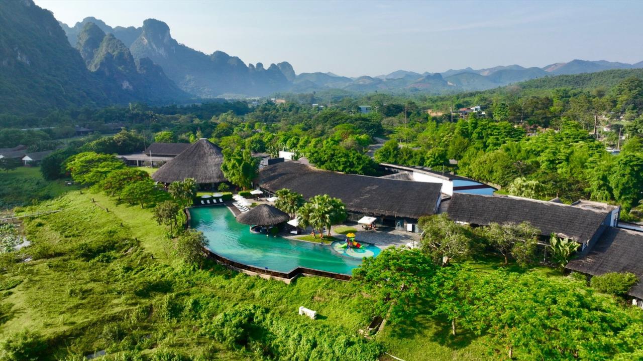 “Bản Mường thu nhỏ” đang đợi bạn tại Serena Resort Kim Bôi mùa thu này