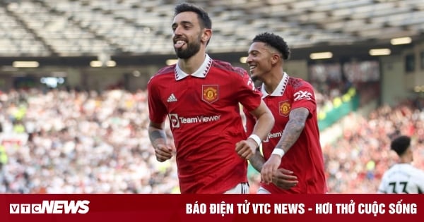 Thắng ngược Fulham, Man Utd đứng thứ 3 Ngoại Hạng Anh