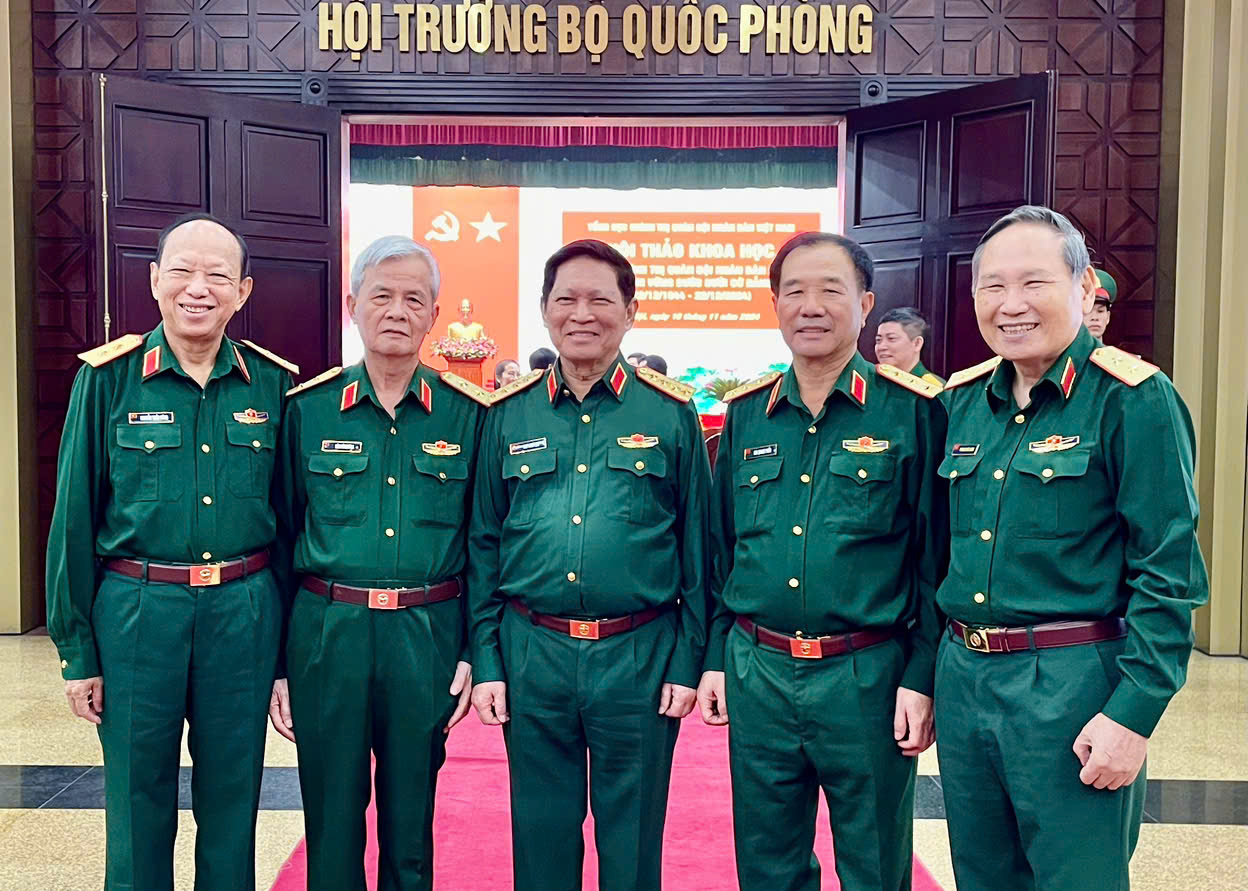 Trung tướng Phùng Khắc Đăng: "Dân chủ, công khai, chế độ chính sách vượt trội, xây dựng quân đội mạnh, tinh gọn sẽ thành công" - Ảnh 13.