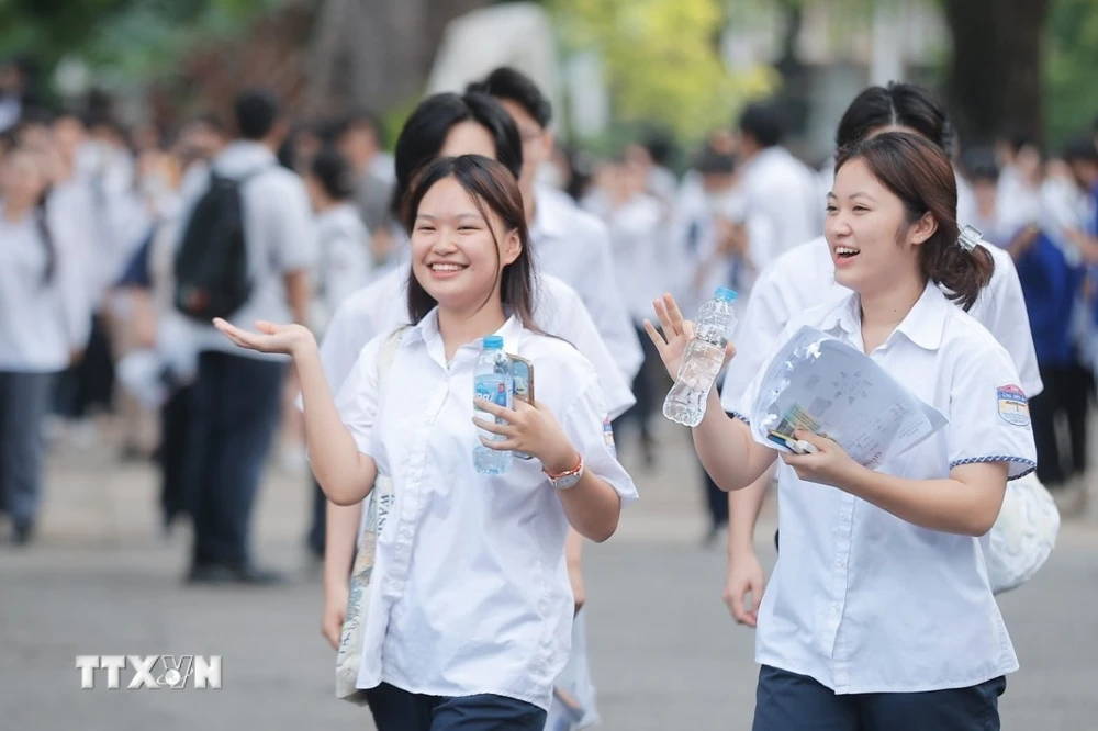 2024年度高校卒業試験を受ける受験生たち。（写真：ミン・クエット/VNA）