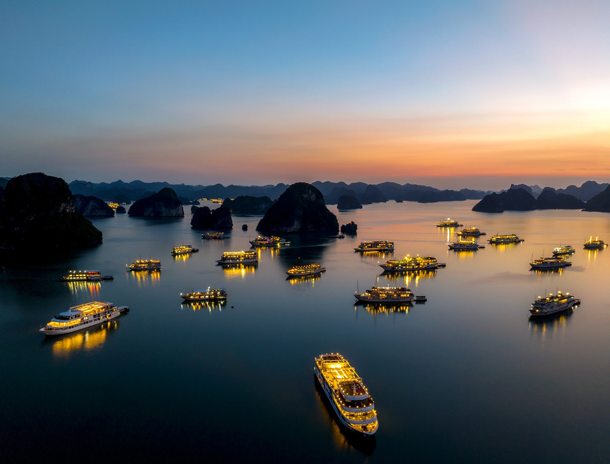 Ha Long Bucht in den Augen internationaler Freunde