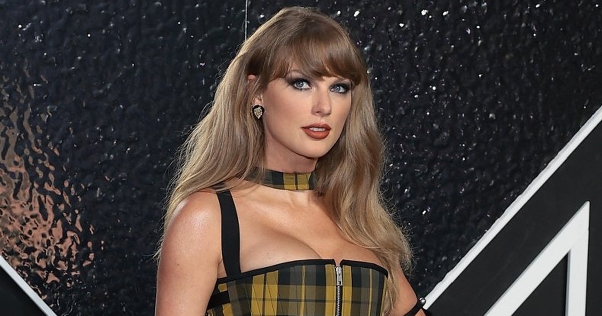 Lập kỷ lục lưu diễn, Taylor Swift thưởng "nóng" 200 triệu USD cho nhân viên