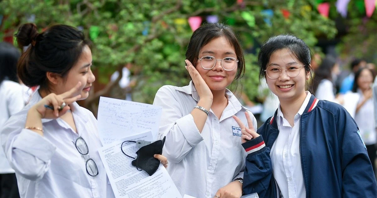 Hanoi alcanza una tasa de graduación de secundaria del 99,8%