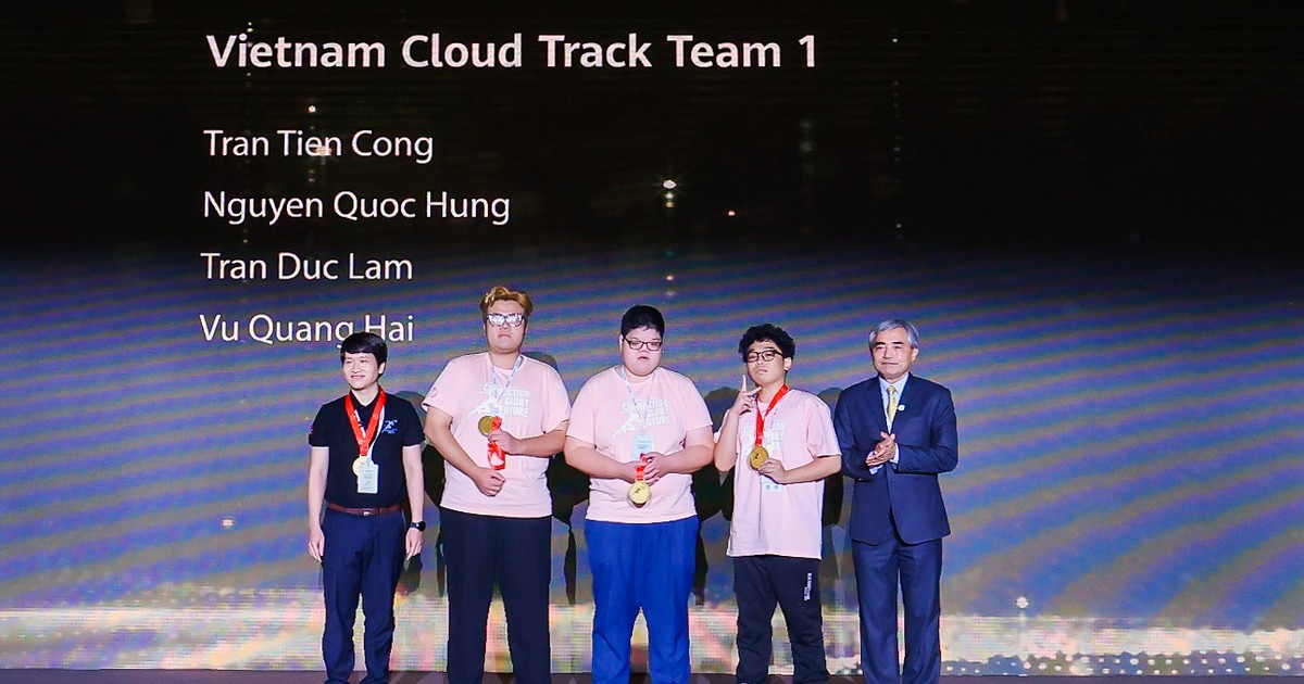 L'équipe vietnamienne remporte le troisième prix du concours Huawei ICT 2022-2023