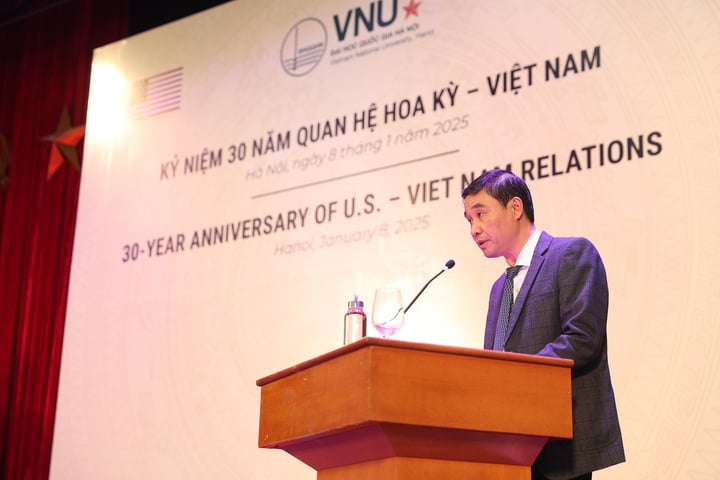 El subdirector de la Universidad Nacional de Hanoi, Nguyen Hoang Hai, habló.