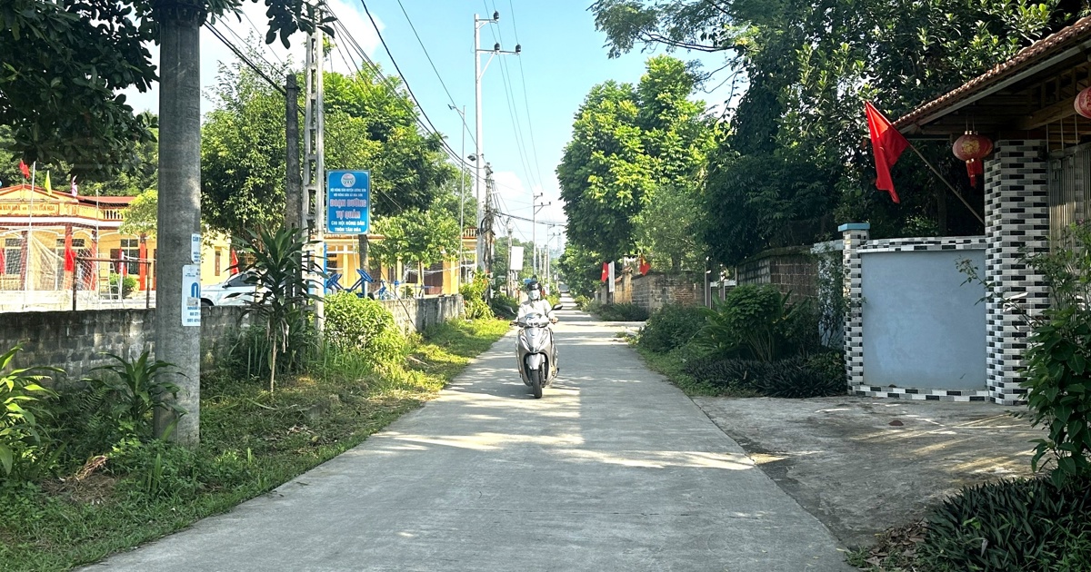 Hoa Binh beschleunigt den Fortschritt, um den Neubau ländlicher Bauten bis 2024 fertigzustellen