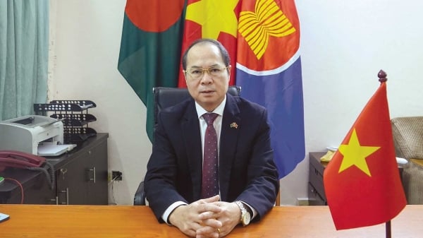 L'ambassadeur Nguyen Manh Cuong « révèle » le potentiel de la coopération entre le Vietnam et le Bangladesh, l'objectif de 2 milliards USD est à portée de main