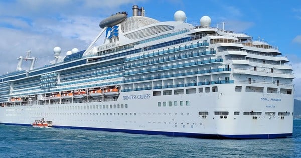 Cruise ship carrying more than 2,300 passengers is about to dock at Cam Ranh International Port