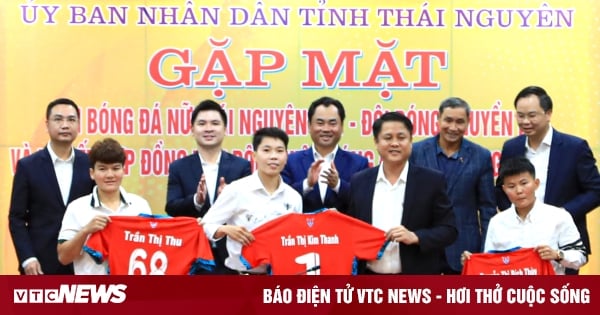 3 stars of Vietnam women's team sign 'huge' contracts