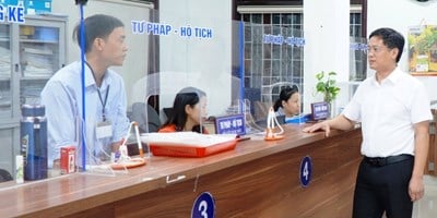 Nêu cao tinh thần trách nhiệm trong việc giải quyết thủ tục hành chính