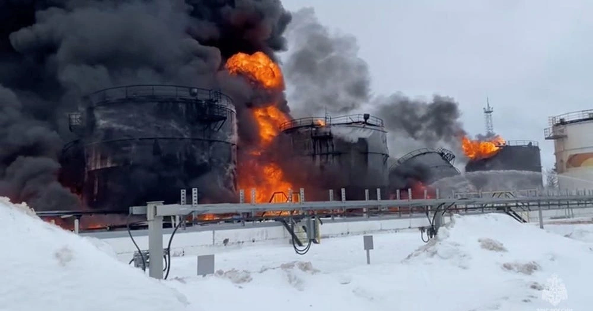 ウクライナが「空中殺戮兵器」を発射、ロシアの物流生命線を直撃