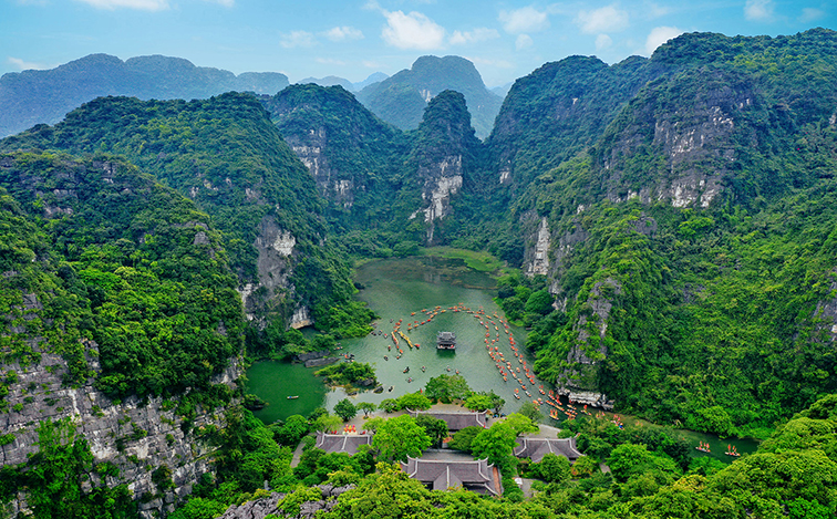 Ninh Binh awakens heritage, develops sustainable tourism