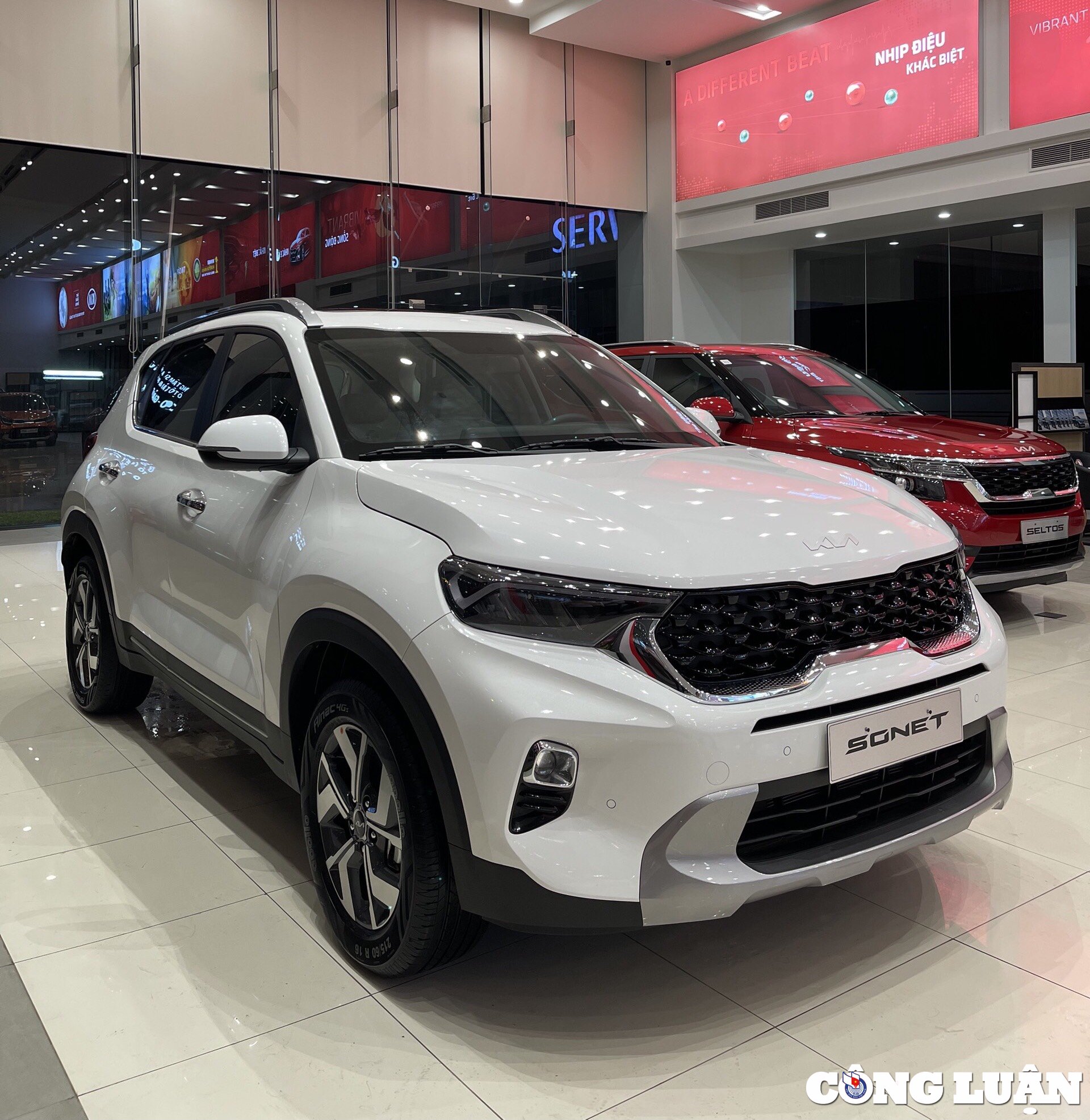 ราคา Kia Sonet เดือนสิงหาคม 2024 กันชนหน้า Toyota Raize รูปที่ 5