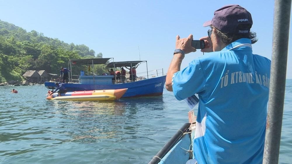 Ngư dân tham gia mô hình "khoa học công dân" để bảo tồn biển