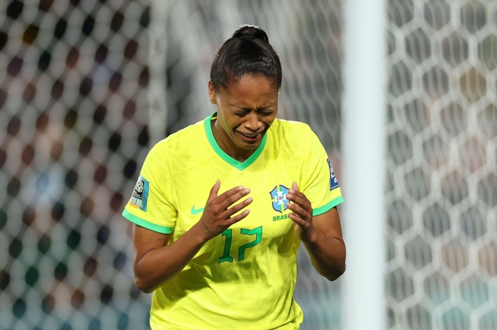 Frauen-WM 2023: Brasilianische Stürmerin bricht nach dem ersten Hattrick des Turniers in Tränen aus – 1