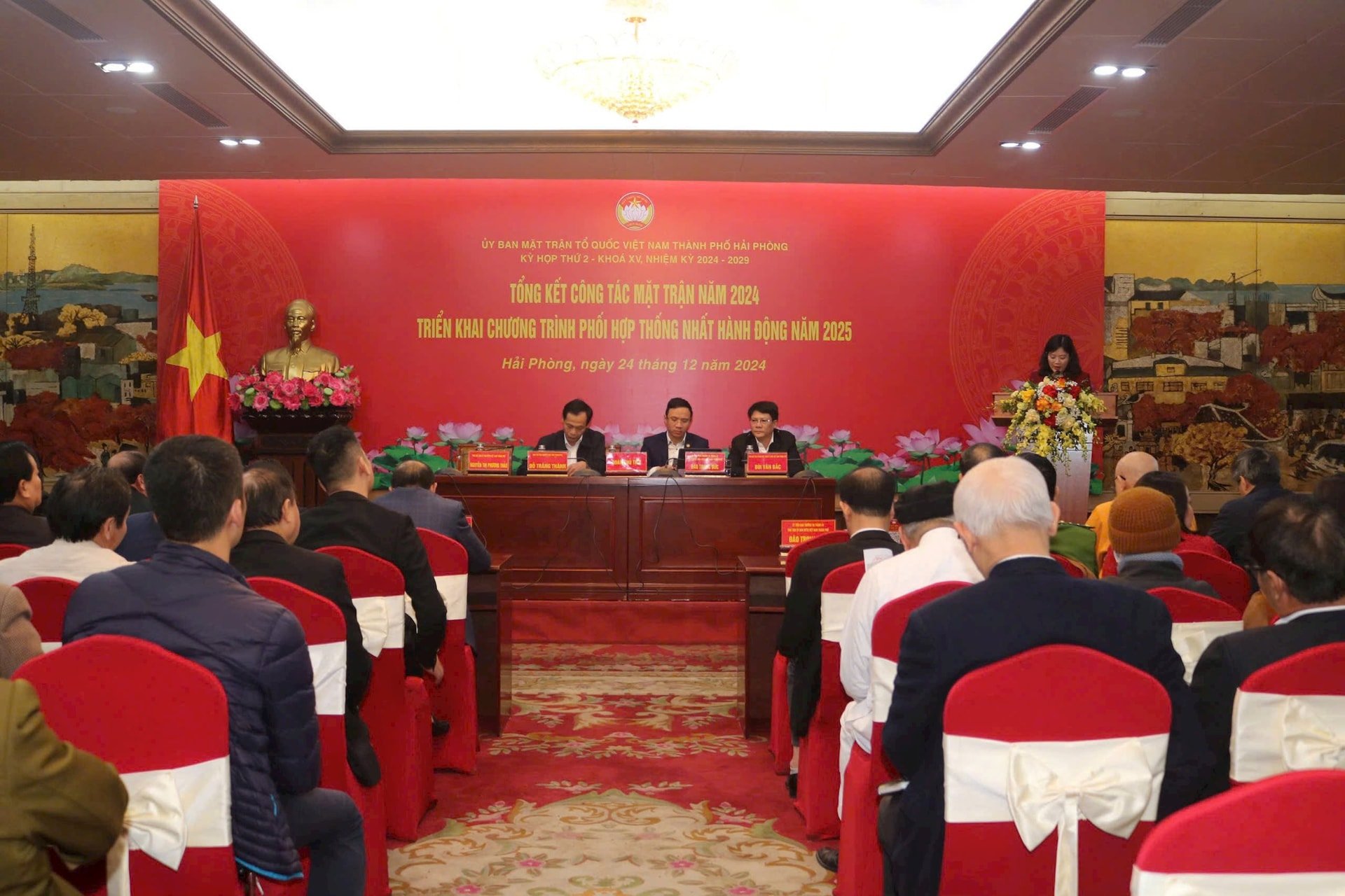 El Comité del Frente de la Patria de Vietnam de la ciudad de Hai Phong celebró una conferencia para revisar el trabajo del Frente en 2024 e implementar el Programa de coordinación y acción unificada en 2025.