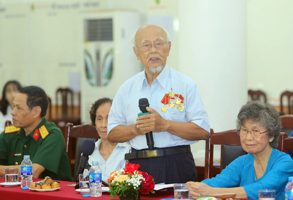 Sr. Nguyen Van Khang - Jefe del comité de enlace del equipo juvenil que trabaja para hacerse cargo del capital compartido en el intercambio