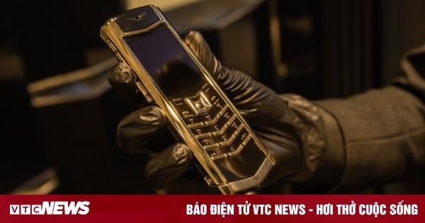 Vertu vẫn là món quà sang trọng được giới thượng lưu ưa chuộng