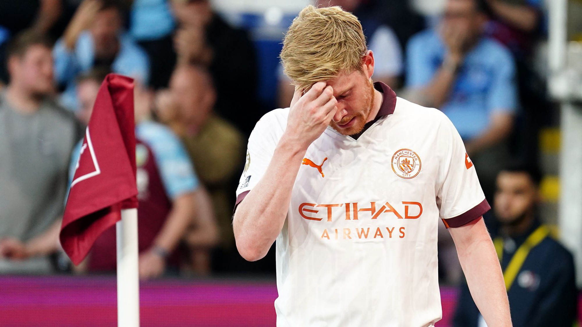 HLV Pep Guardiola xác nhận De Bruyne phải phẫu thuật chấn thương - Ảnh 1.