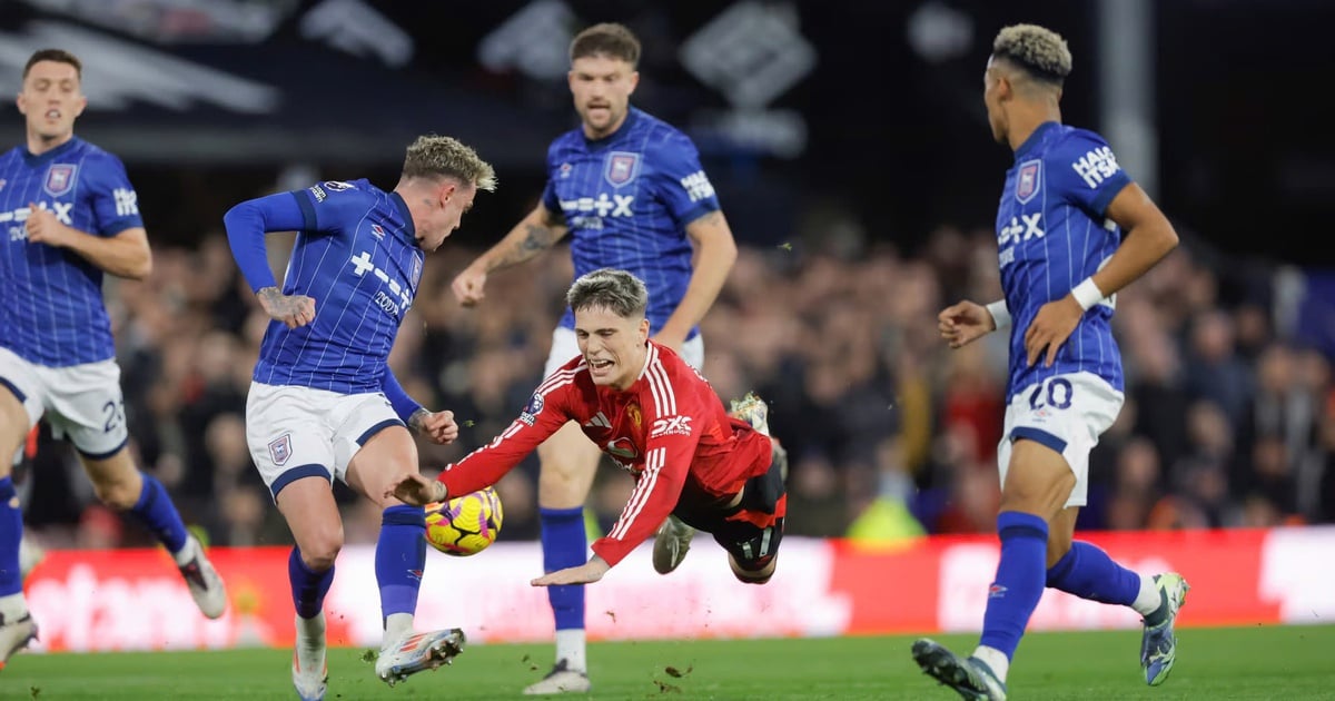 El nuevo entrenador Amorim trae 'especialidades' en su debut, el MU empata con el Ipswich Town