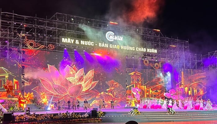 Mây & Nước Bản giao hưởng chào Xuân thắp sáng Festival Hoa Đà Lạt 2024