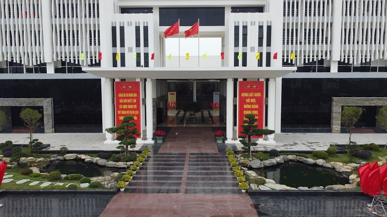 Event - Thanh Hoa: Close-up of the new headquarters of Sam Son city (Photo 11).