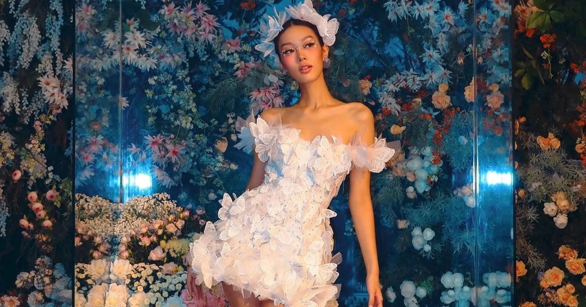 Chung Thanh Phong organizes a luxury wedding dress show at Vietnam's leading 5-star resort